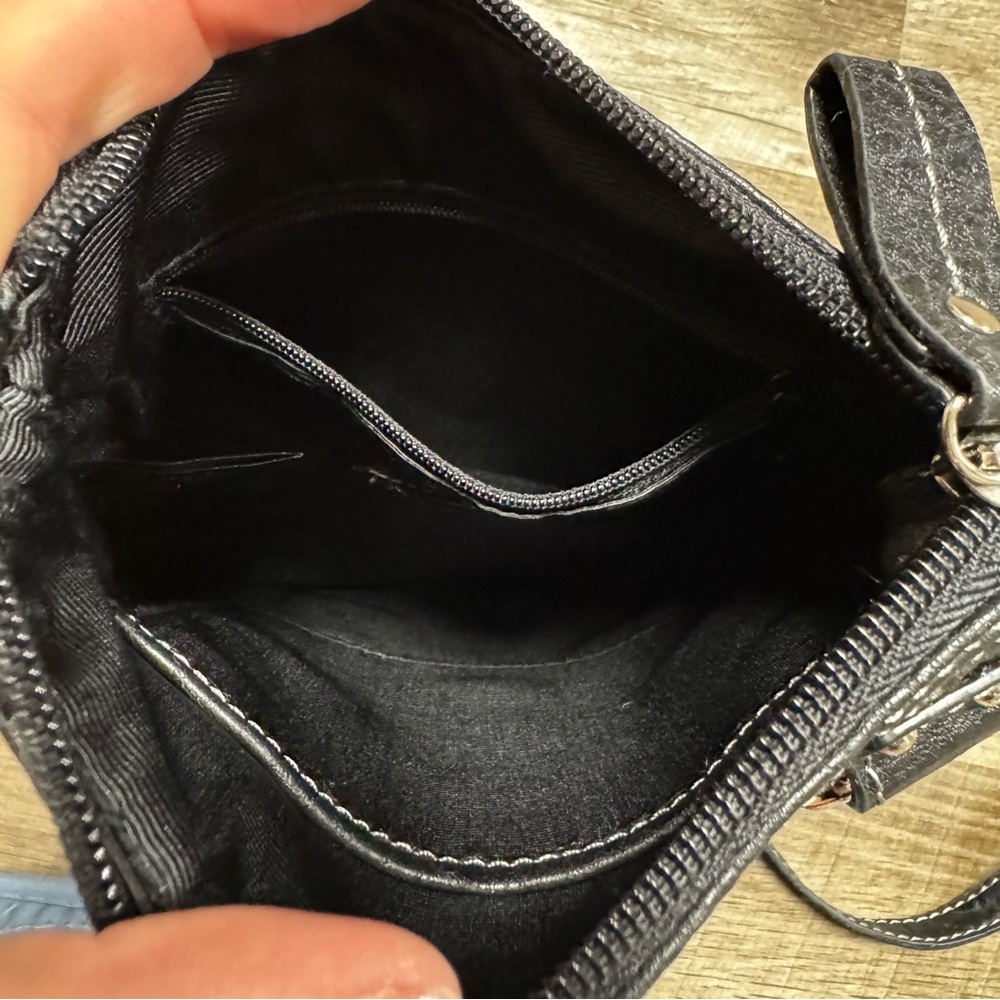 Etienne Aigner Black Crossbody Bag - Picture 7 of 7